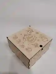 Алый коробка новогодняя, деревянная, для подарков