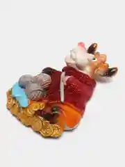 Розовый магниты на холодильник тигр новогодний