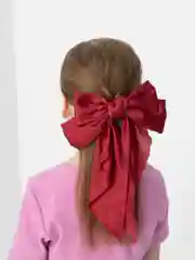Багровый бант для волос