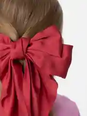 Багровый бант для волос