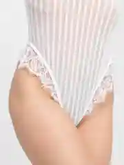 Белый кружевное боди