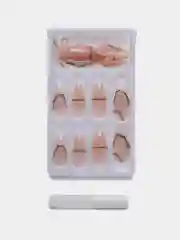 Бежевый ногти накладные