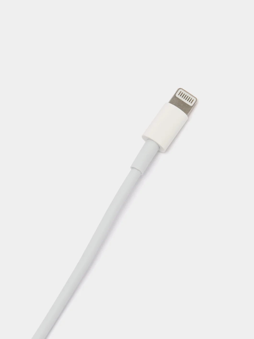 Кабель для iPod, iPhone, iPad, Apple Lightning MD818ZM/A 1m