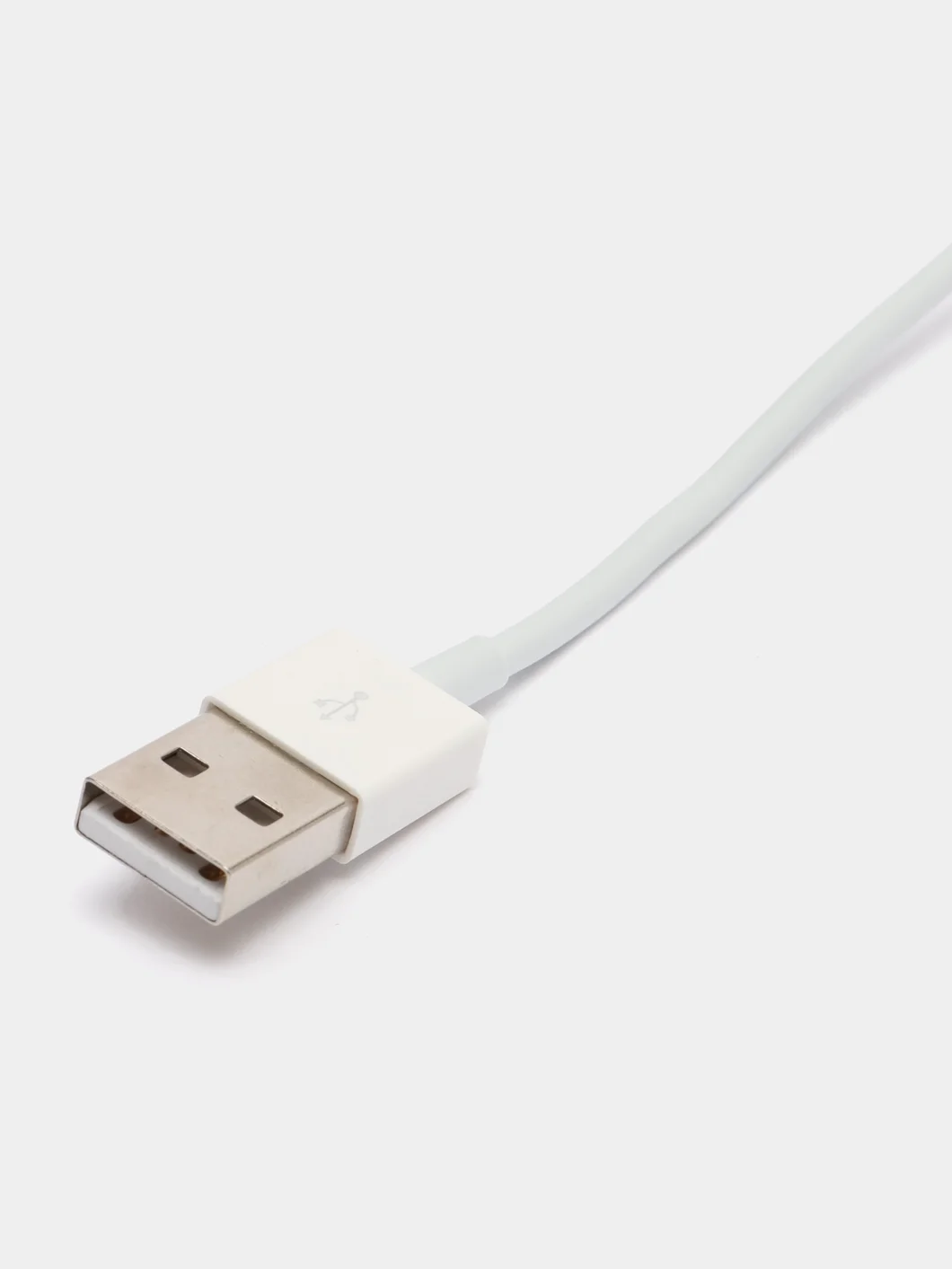 Кабель для iPod, iPhone, iPad, Apple Lightning MD818ZM/A 1m