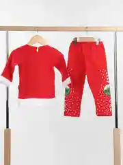Алый новогодний костюм для детей