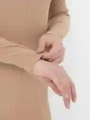 Бежевый платье женское