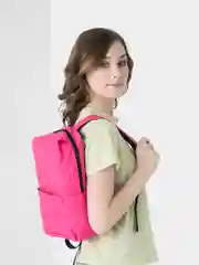 Розовый рюкзак
