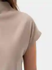 Бежевый футболка Топ