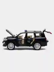 Черный машина металлическая Toyota Land Cruiser полиция, инерционная, с озвучкой, 20 см