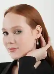 Белый серьги