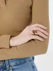 Багровый кольцо с медведем, плюшевый мишка