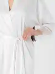 Белый халат домашний