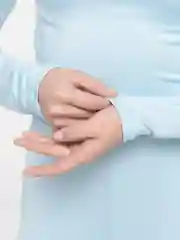 Ледяной женский спортивный костюм