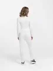 Белый женский спортивный костюм