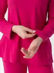 Тёмно-розовый женский брючный костюм лапша