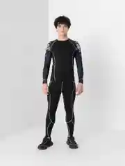 Черный спортивный мужской костюм: рашгард и тайтсы 2 в 1