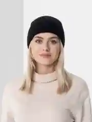 Черный шапка женская вязаная на весну