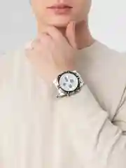 Белый наручные мужские часы SKMEI 1389