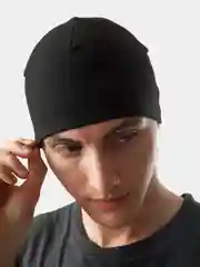 Черный шапка спортивная флисовая