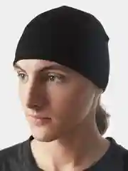Черный шапка спортивная флисовая