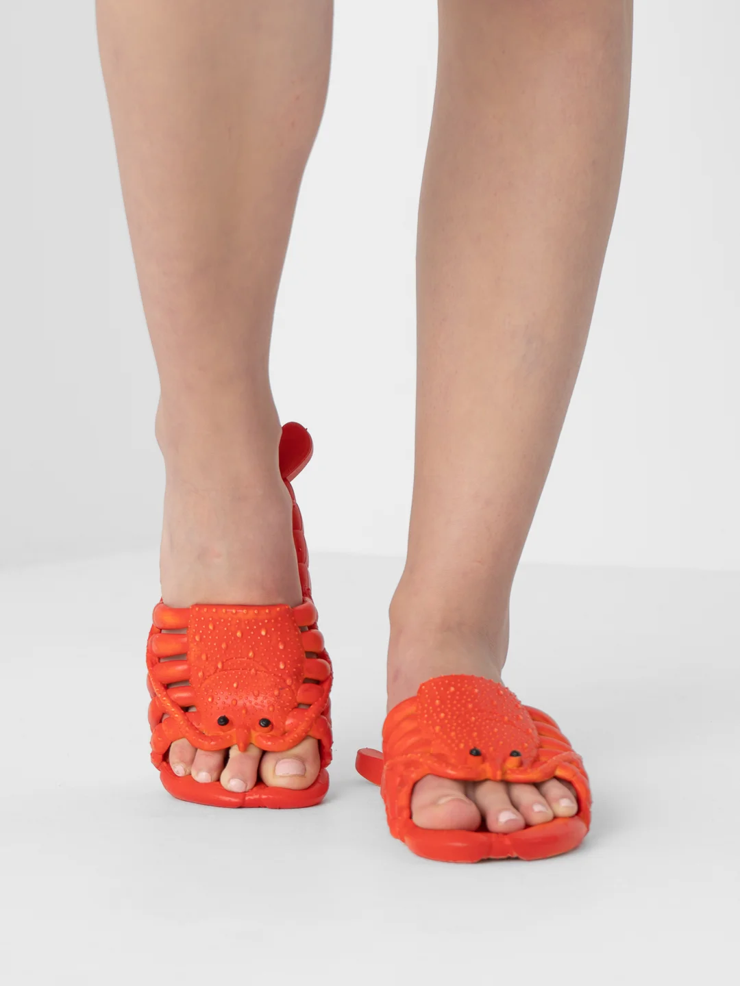 Красный сланцы женские, ракоходы IZI, размеры 36-41