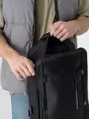 Черный рюкзак для учебы с USB