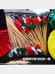 Зеленый шпажки Ёлочки для канапе