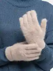 Коричневый перчатки вязаные женские