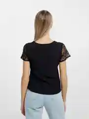 Белый футболка женская