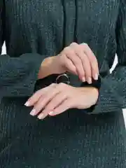 Тёмно-зелёный платье-лапша женское повседневное с капюшоном. Большие размеры