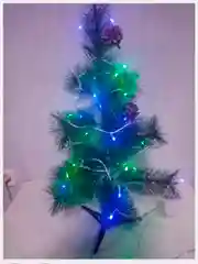 Елка искусственная, гирлянда в комплекте