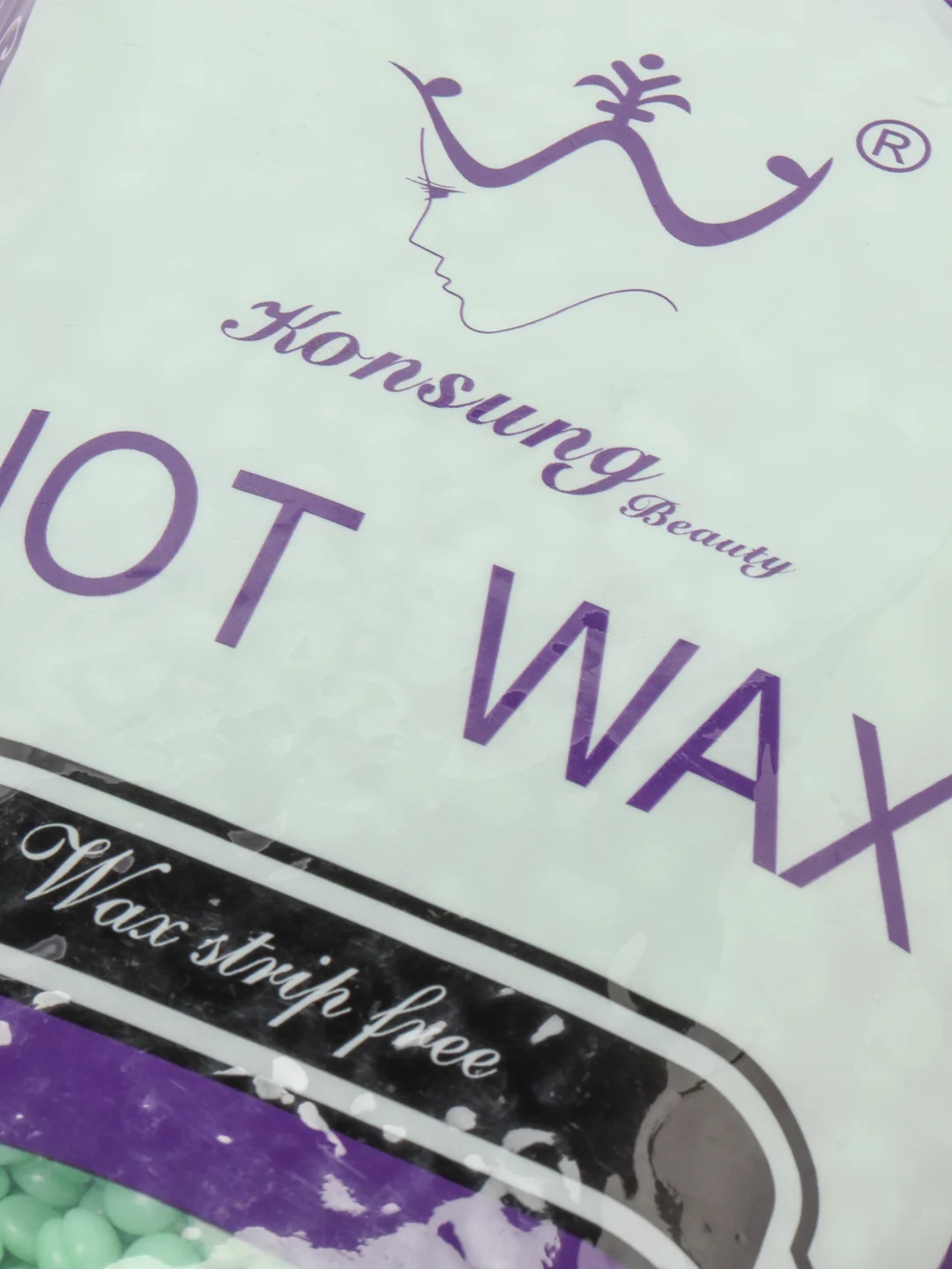 Зеленый воск для депиляции в гранулах HOT WAX 500гр