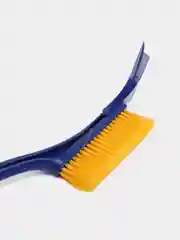 Автомобильная щетка для снега со съемным скребком Goodyear, 55 см