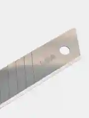 Лезвия для ножей 18мм комплект 10 штук в пластиковом пенале STAFF "Basic" 235466