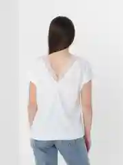 Белый топ женский базовый