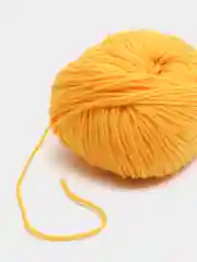 Желтый пряжа Пехорка Детский каприз теплый