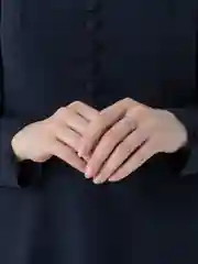 Серебряный кольцо с камнями "Дикая лоза", открытое, серия "Корейская бижутерия"