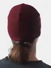 Багровый шапка спортивная флисовая