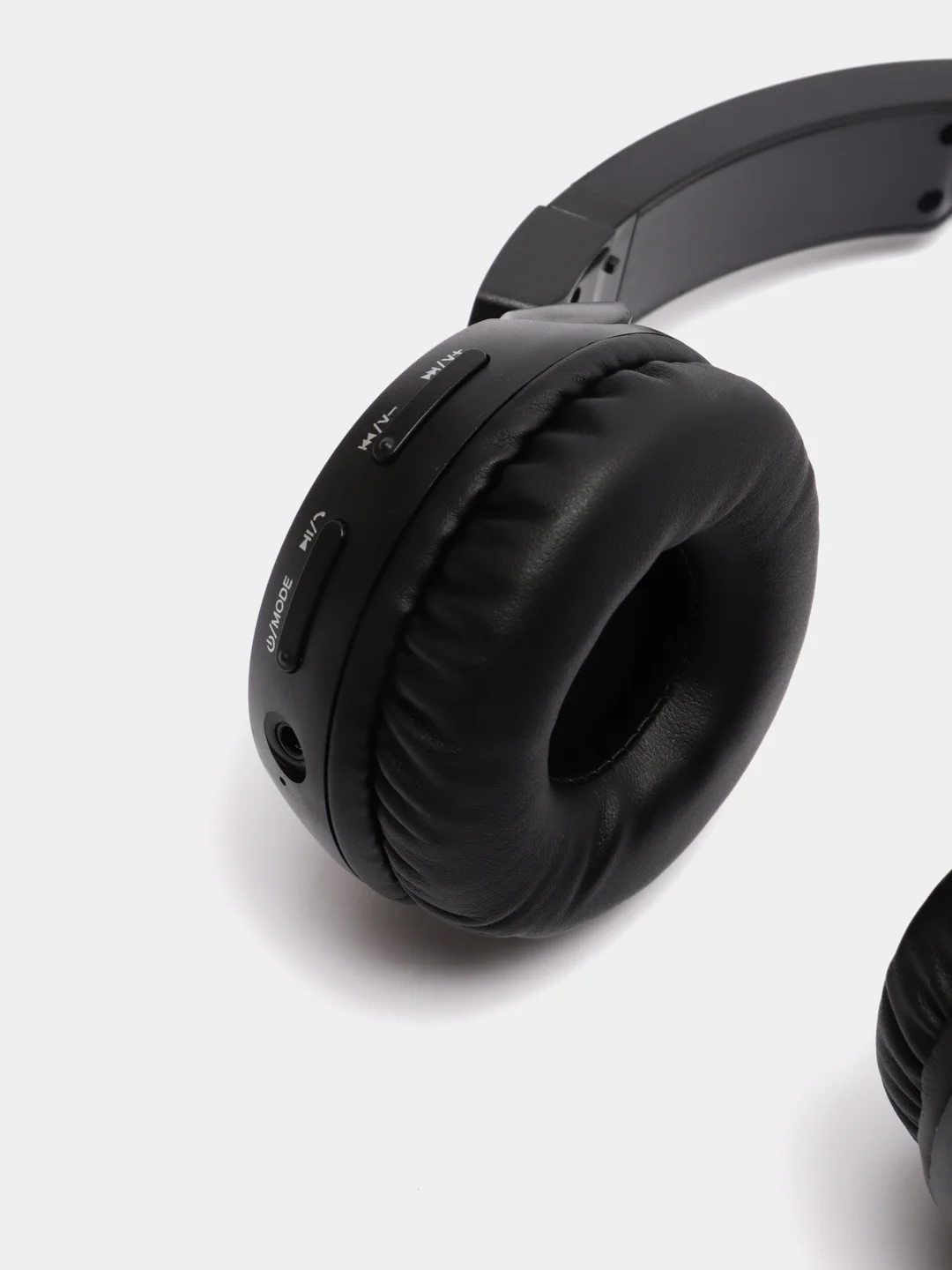 Черный беспроводные Bluetooth-наушники с микрофоном (накладные)