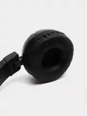 Черный беспроводные Bluetooth-наушники с микрофоном (накладные)