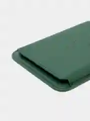 Зеленый картхолдер MagSafe для iPhone