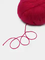 Тёмно-розовый пряжа Cashmere Yarn, 50 г/ 200 м, 60% меринос, 20% вискоза, 15% ПА, 5% кашемир