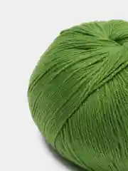 Зеленый пряжа Cashmere Yarn, 50 г/ 200 м, 60% меринос, 20% вискоза, 15% ПА, 5% кашемир