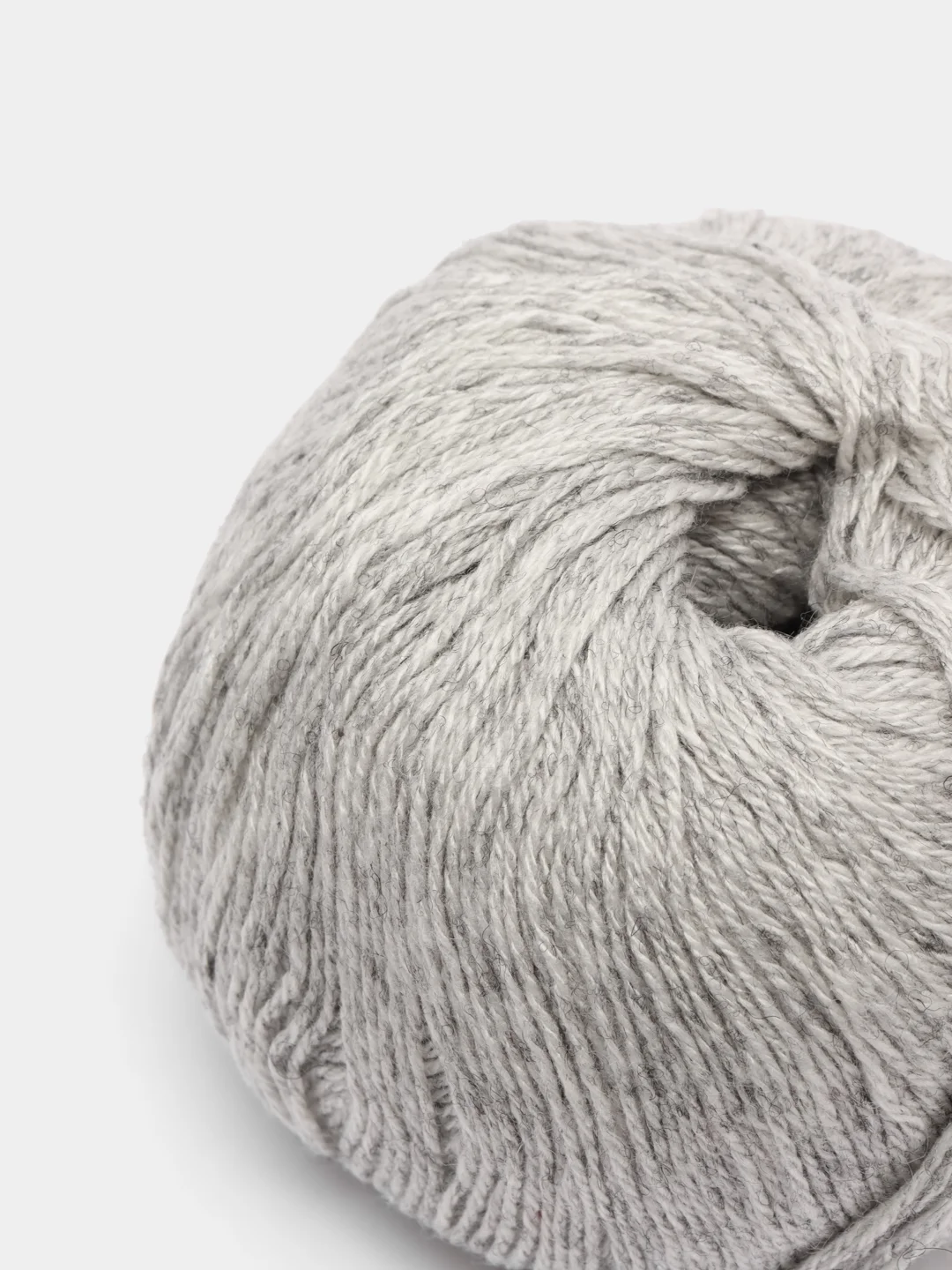 Серый металлик пряжа Cashmere Yarn, 50 г/ 200 м, 60% меринос, 20% вискоза, 15% ПА, 5% кашемир