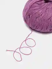 Лавандовый пряжа Cashmere Yarn, 50 г/ 200 м, 60% меринос, 20% вискоза, 15% ПА, 5% кашемир