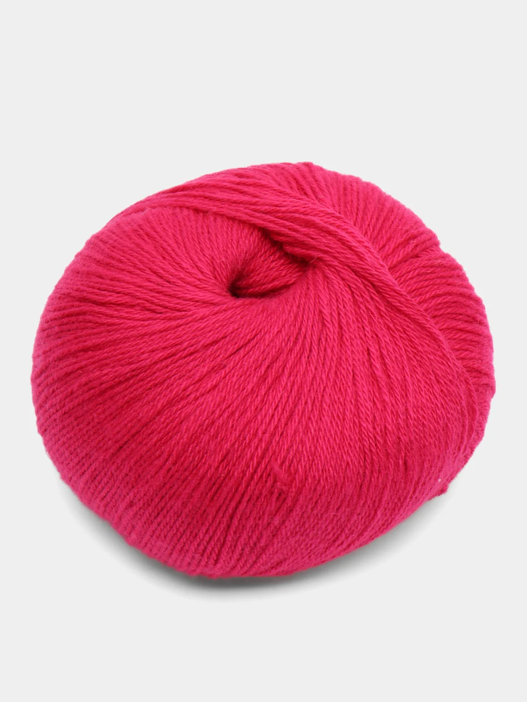 Алый пряжа Cashmere Yarn, 50 г/ 200 м, 60% меринос, 20% вискоза, 15% ПА, 5% кашемир