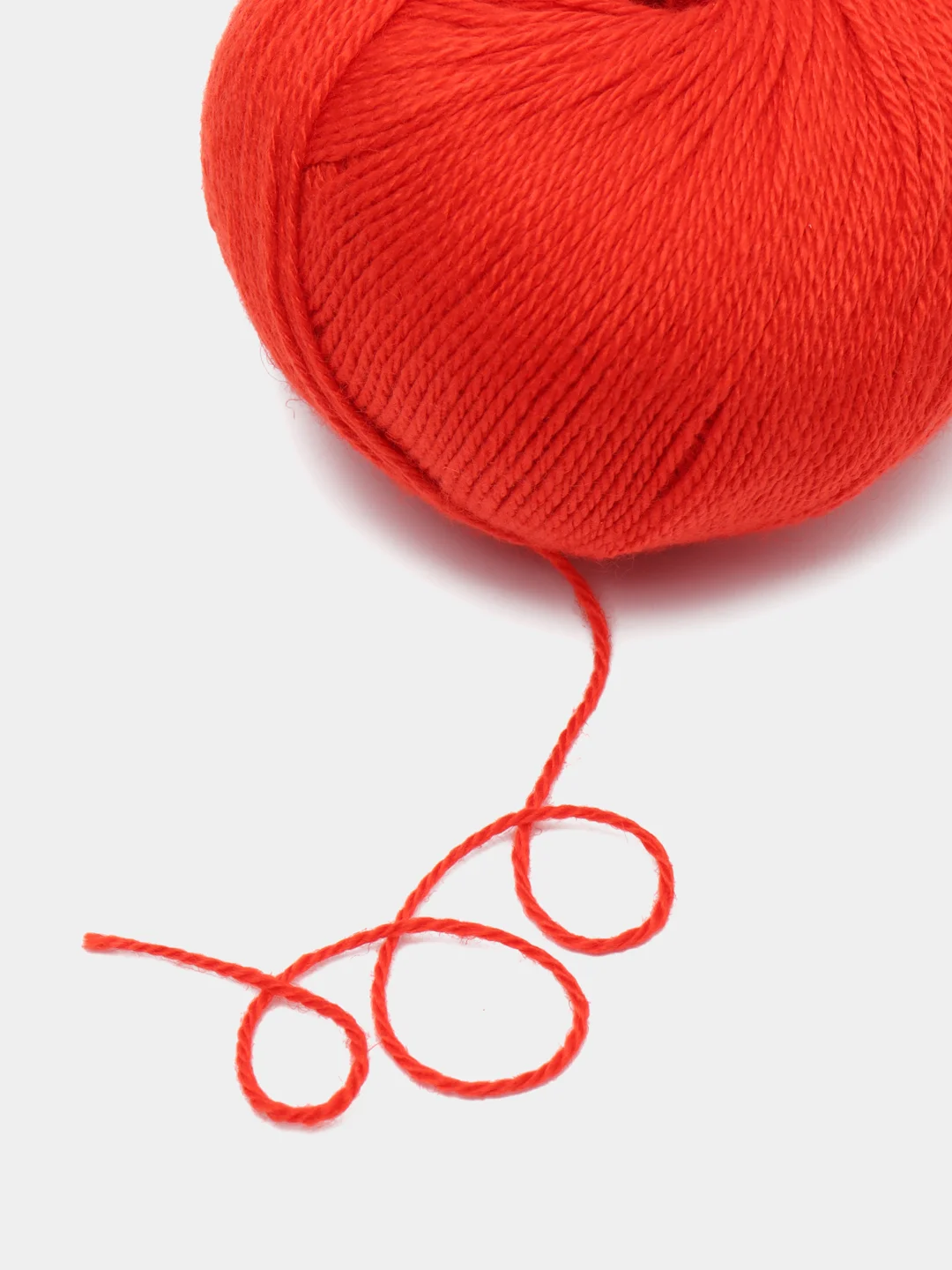 Оранжевый пряжа Cashmere Yarn, 50 г/ 200 м, 60% меринос, 20% вискоза, 15% ПА, 5% кашемир