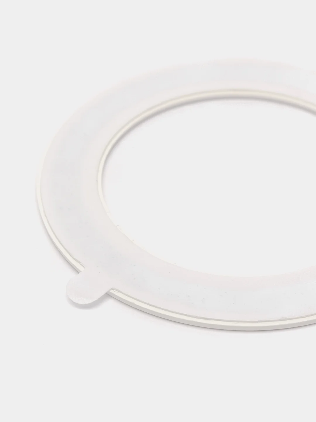 Белый кольцо магнитное MagSafe под чехол на смартфон телефон с функцией беспроводной зарядки