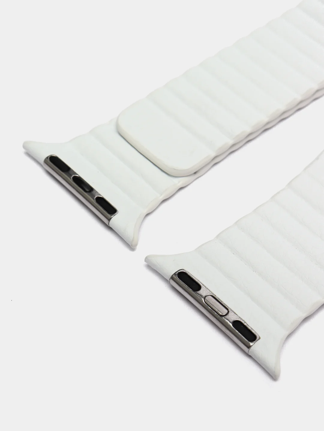 Белый ремешок кожаный для Apple Watch 38/40mm, 42/44mm.