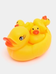 Игрушки для купания с пищалкой "Уточки" 4 шт